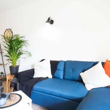 Renting Chez Claude - 2 Chbre 2 Sdb 4pers Terrasse Piscine Parking * 昂蒂布