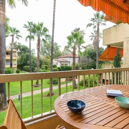 Renting Chez Claude - 2 Chbre 2 Sdb 4pers Terrasse Piscine Parking Appartement